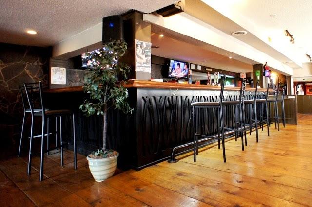 Trailside Bar And Grill