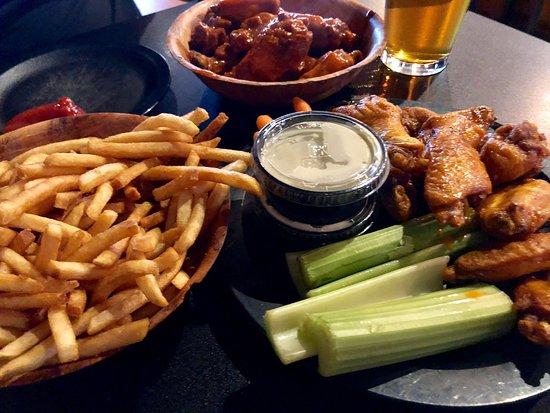 Duff's Famous Wings